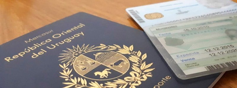Documentos otorgados para la ciudadanía legal en Uruguay